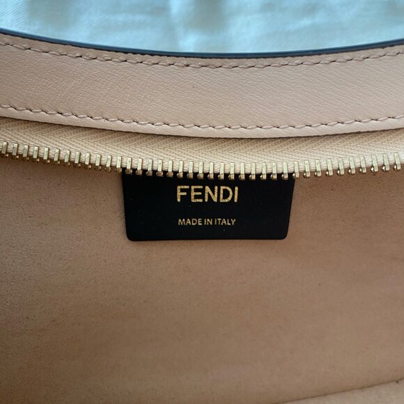 Fendi O Lock Swing Bag in Light Rose - Picture 8 of 12